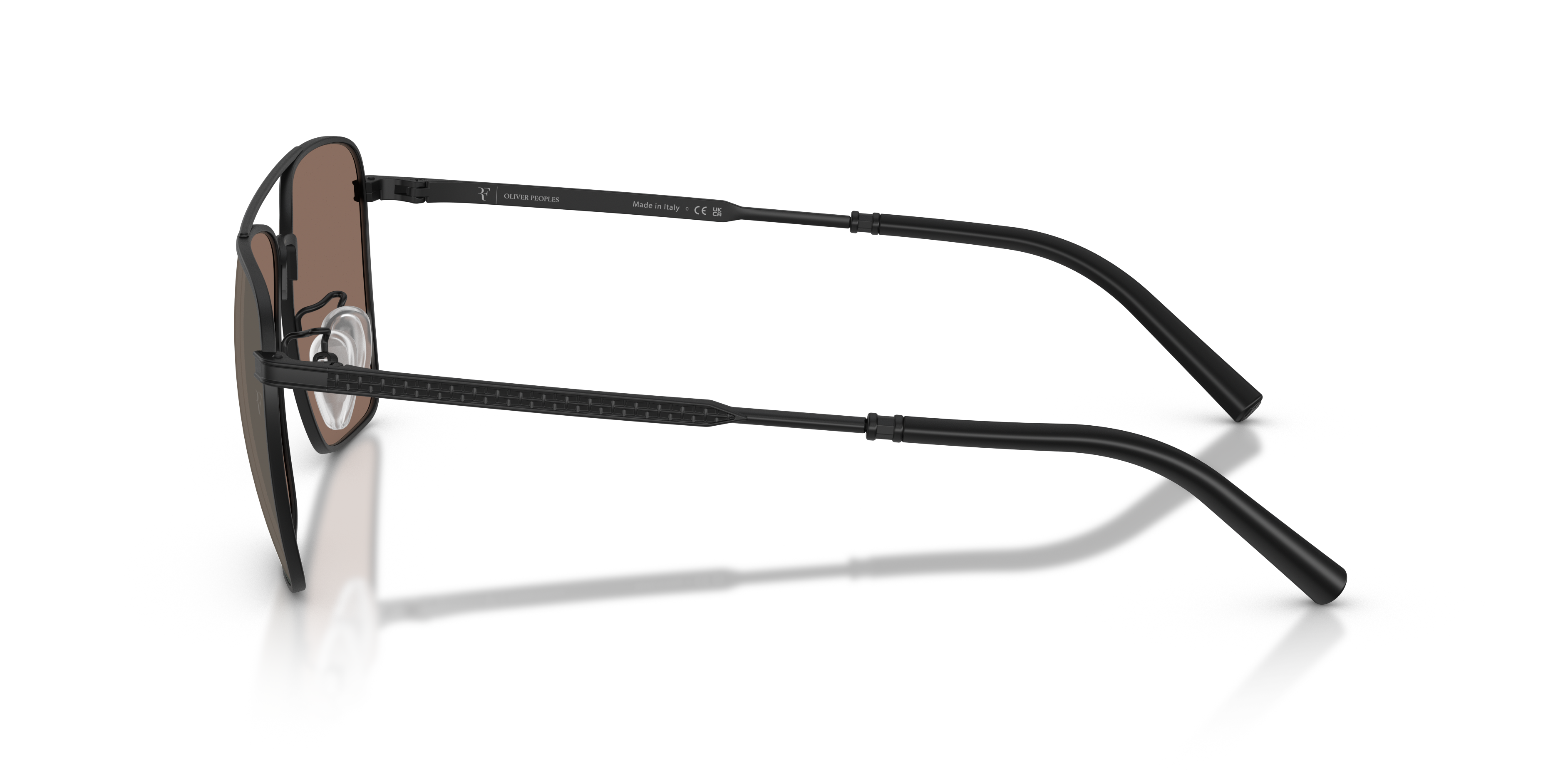 Image pour R-15 à partir de Oliver Peoples France main